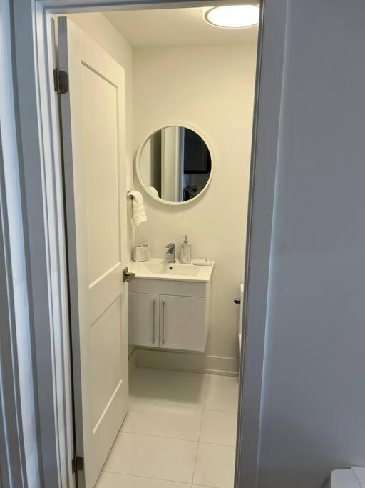 Lovely One Bedroom Condo With Free Parking Niagara Şelalesi Dış mekan fotoğraf